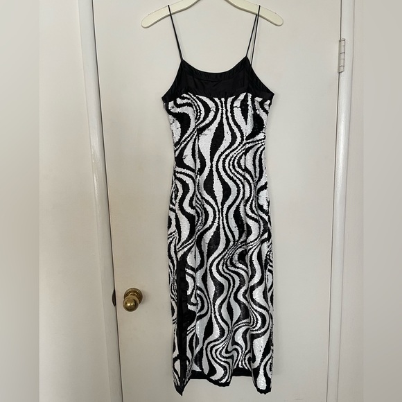 Simon Miller Sequin Zazzle Midi Dress In Zebra Trip- size medium- NWOT - Picture 2 of 2